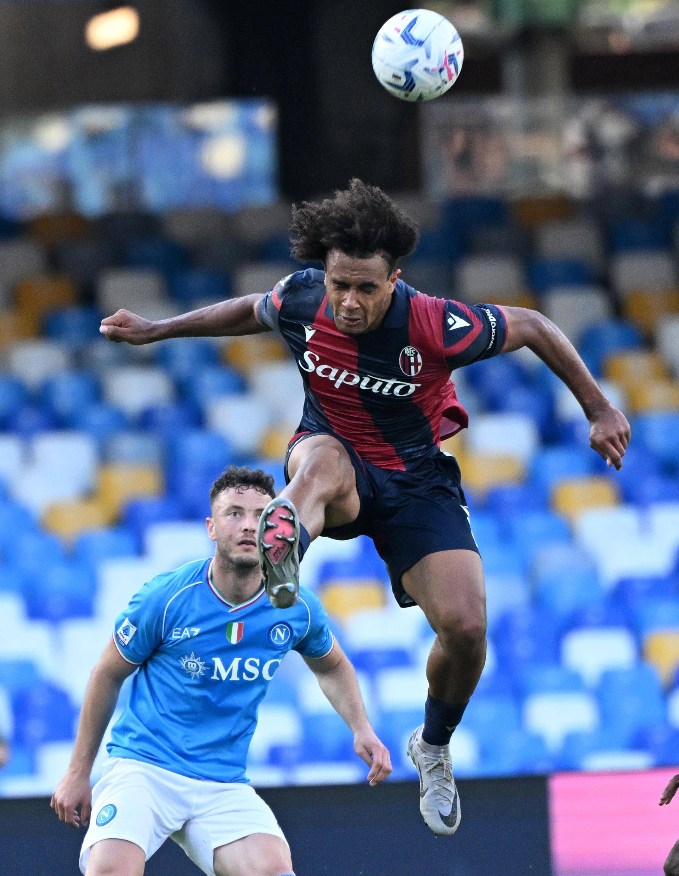 赛前阿贾克斯回应争议——英超节点到来，目标明确，赛季目标并未改变的简单介绍九游体育官方网站