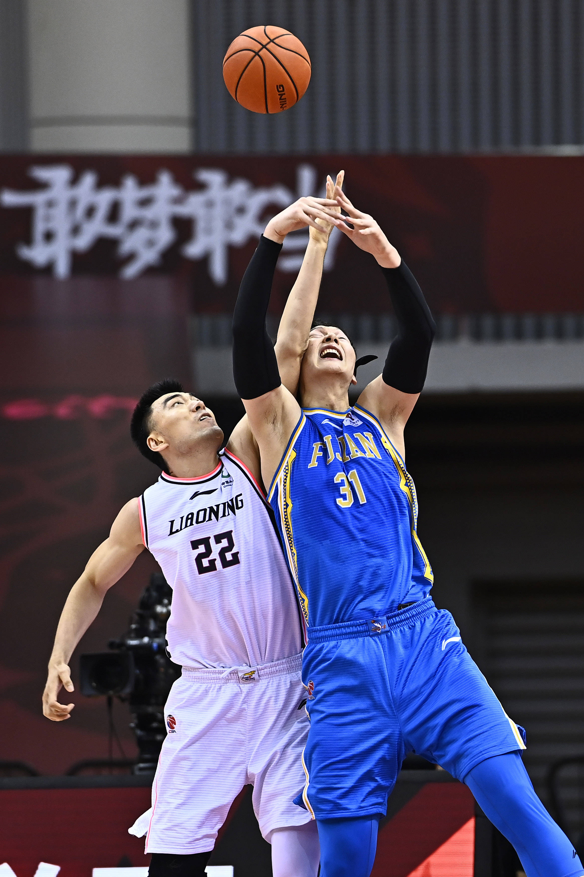 包含辽宁本钢关键时刻篮板制胜；志在CBA常规赛名次提升；管理层满意；赛季目标并未改变的词条九游体育官网