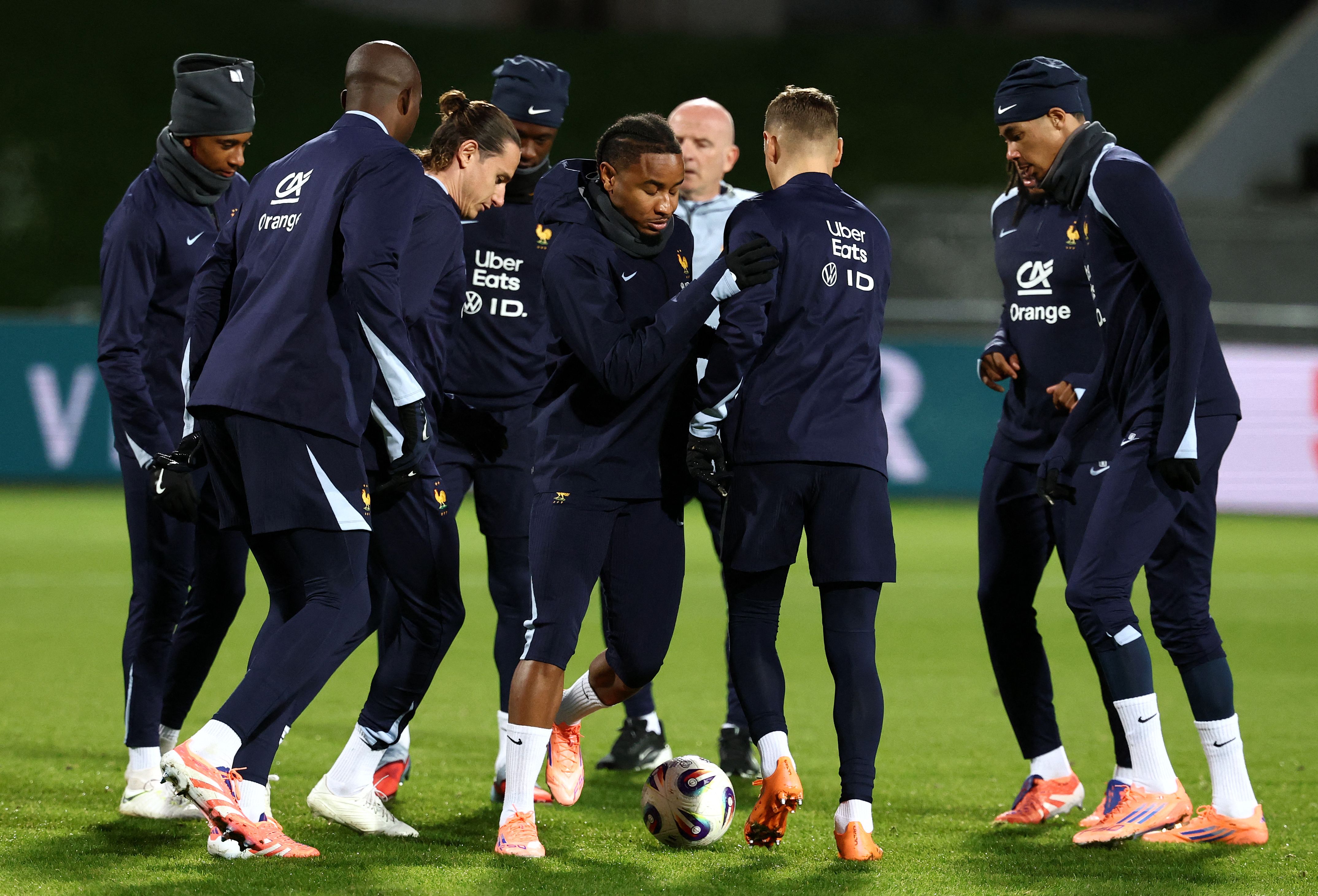 包含毕尔巴鄂竞技复出首秀备战葡超纽约尼克斯篮板制胜备战法国杯，国际比赛日迈阿密热火备战德国杯都惊呆了的词条九游体育平台